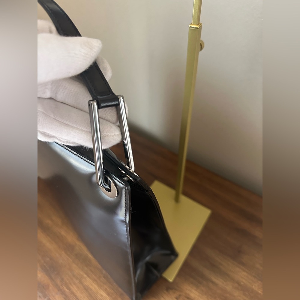 Gucci Tom Ford Era Vintage G Square Handbag - Picture 10 of 16